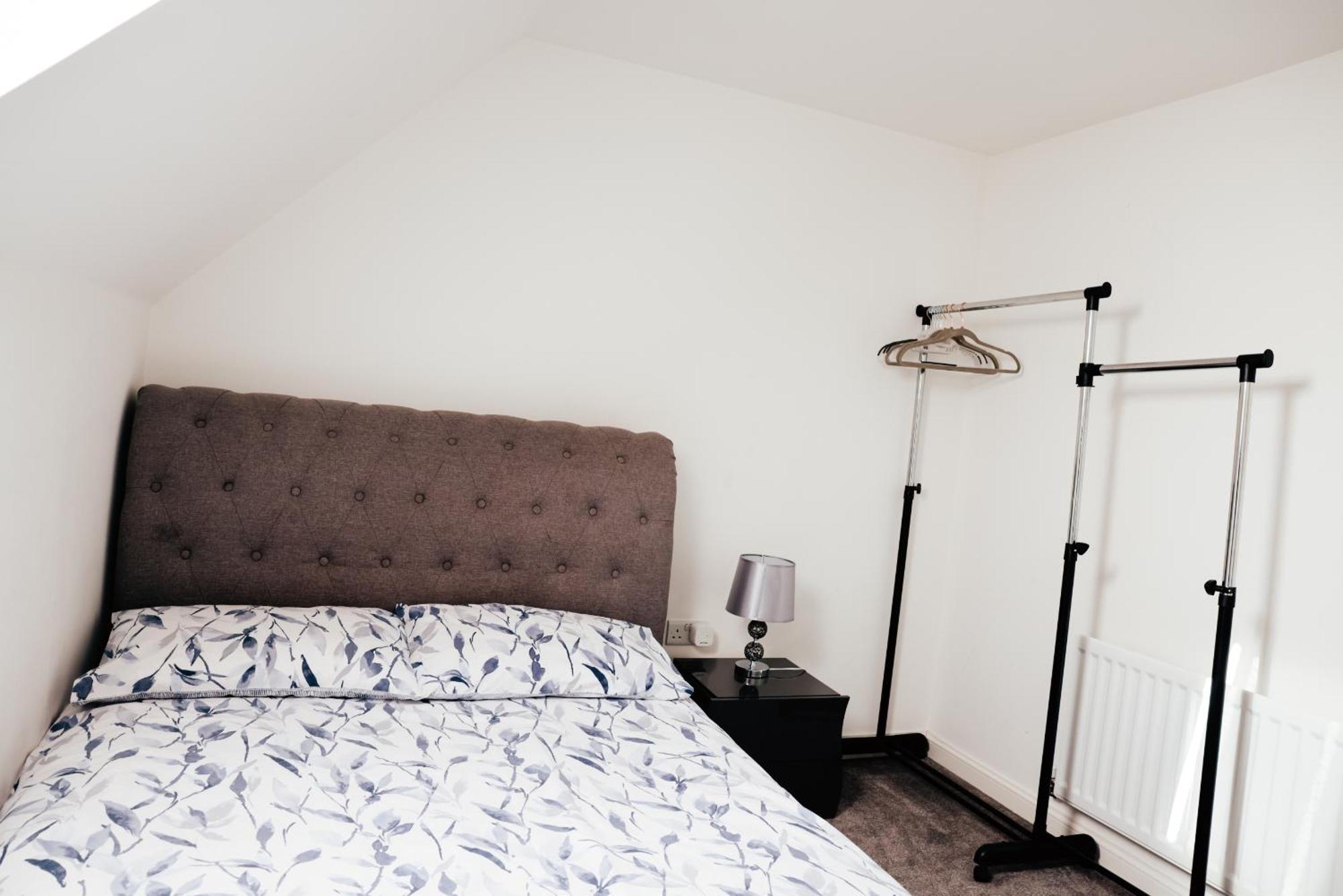Stunning Two-bedroom At A3ree, Free Parking, Near Cribbs Causeway Mall Apartment Bristol