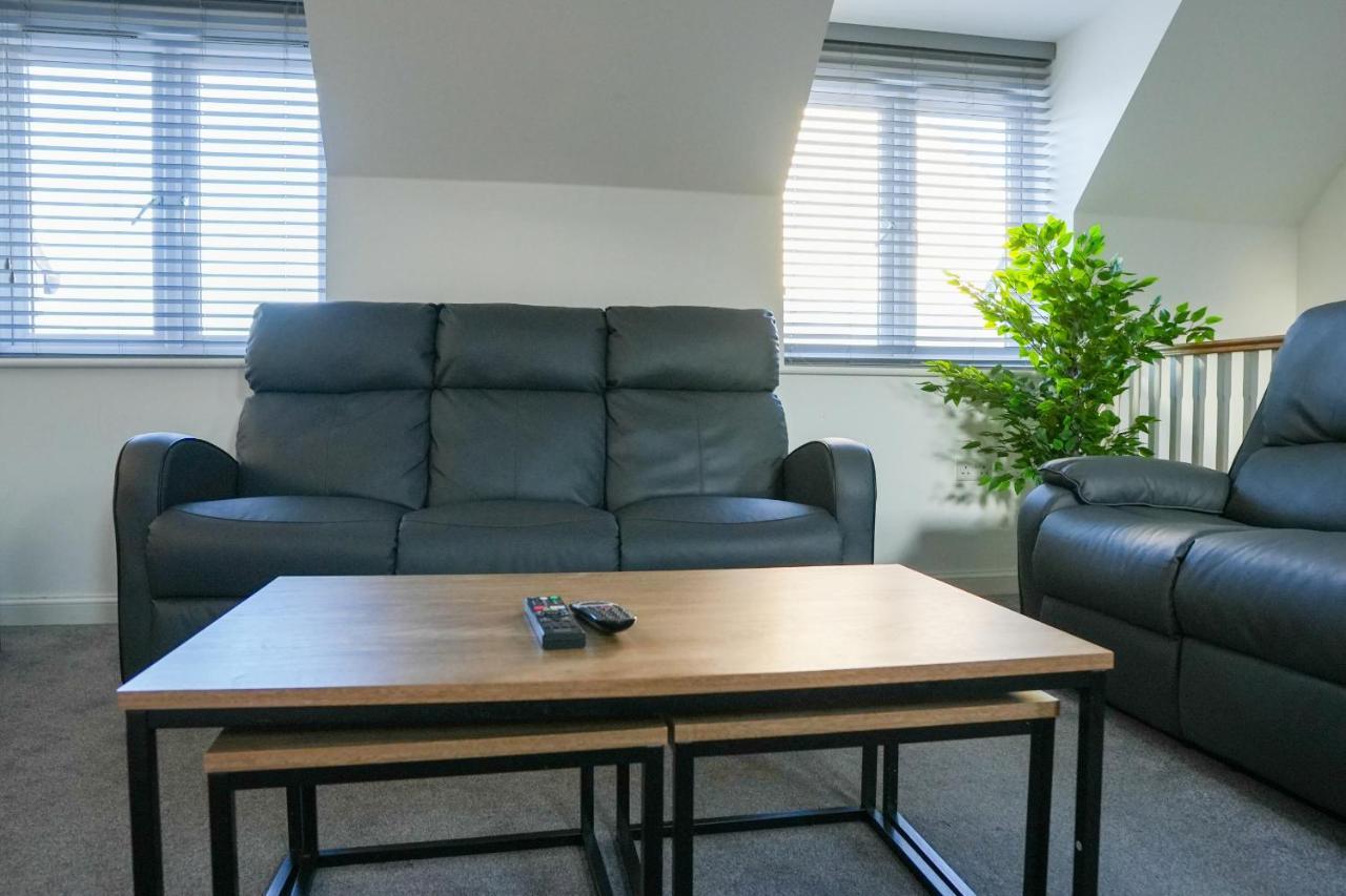 Apartamento Stunning Two-bedroom At A3ree, Free Parking, Near Cribbs Causeway Mall Bristol