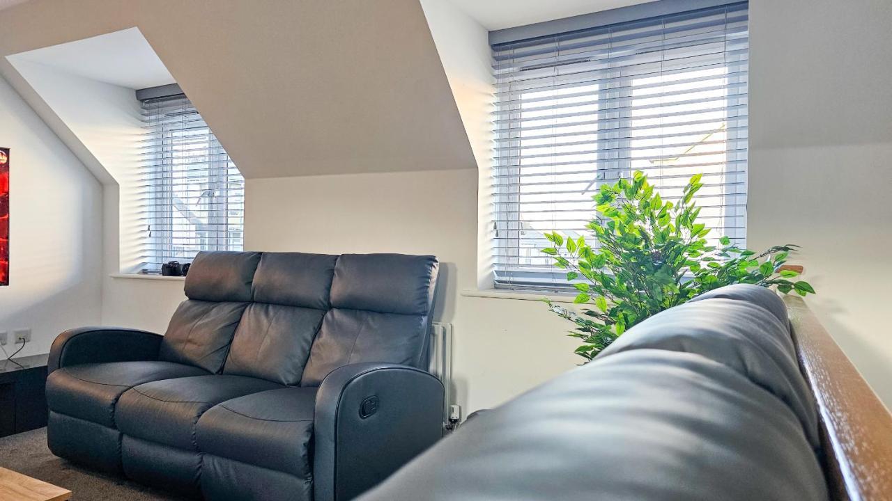 Apartamento Stunning Two-bedroom At A3ree, Free Parking, Near Cribbs Causeway Mall