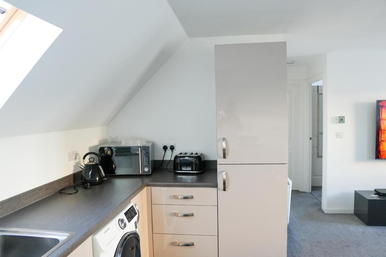 Appartement Stunning Two-bedroom At A3ree, Free Parking, Near Cribbs Causeway Mall *