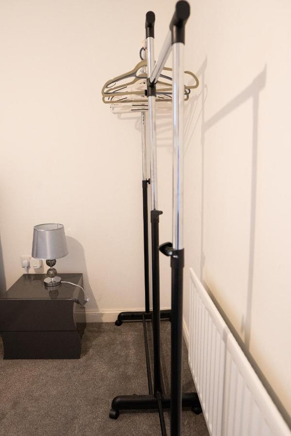 Stunning Two-bedroom At A3ree, Free Parking, Near Cribbs Causeway Mall Apartamento *