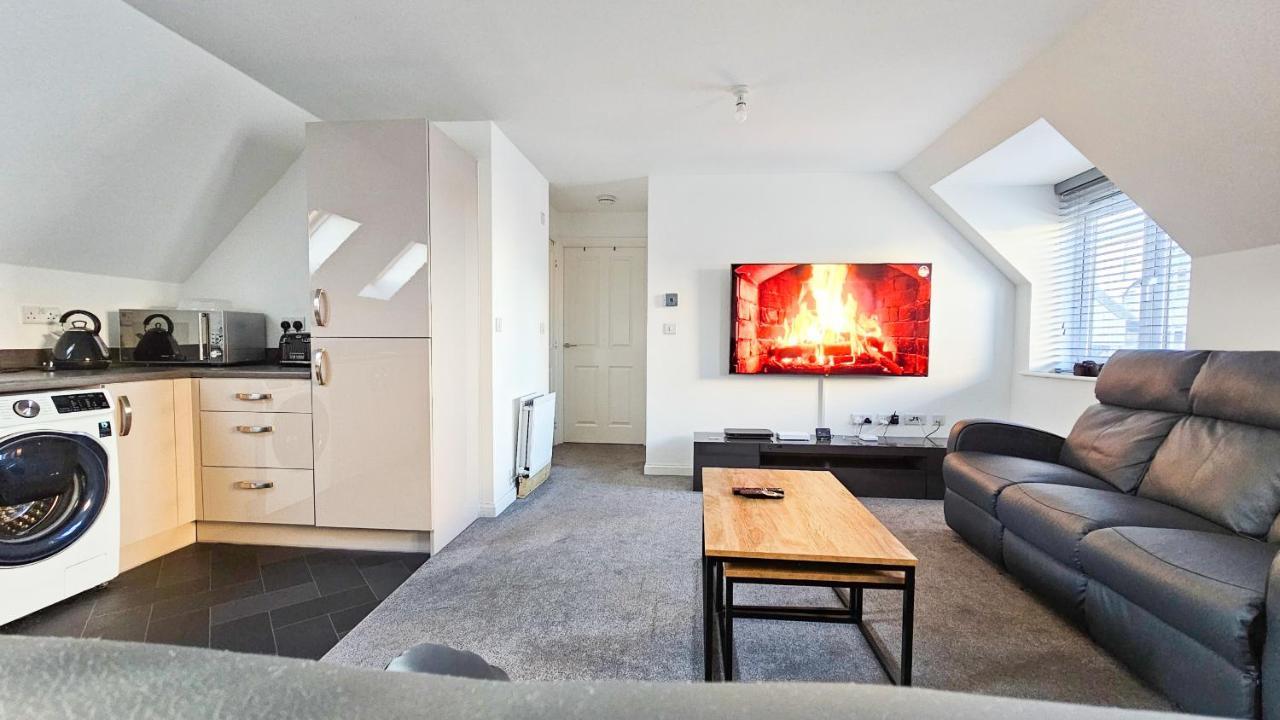 Stunning Two-bedroom At A3ree, Free Parking, Near Cribbs Causeway Mall Appartement *